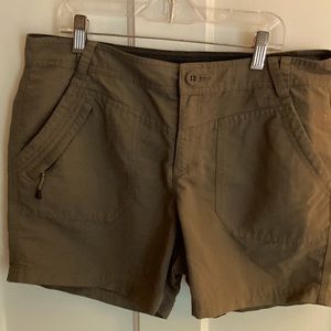 Women’s brown shorts , the North face